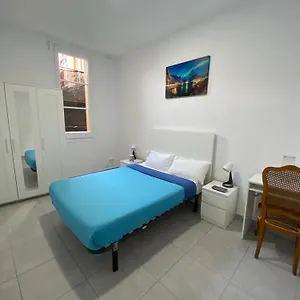 Habitacion Para Tu Estadia Corta En Bcn Barcelona